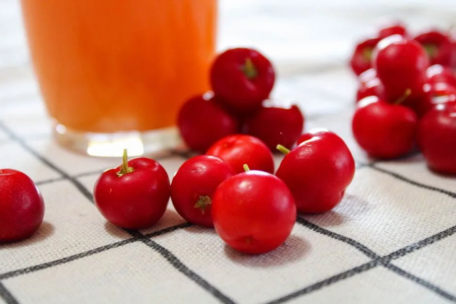 Can Tart Cherry Juice Help You Sleep After a Late Afternoon Coffee?